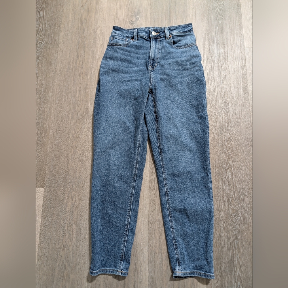 American Eagle Mom Jeans - 2 Short - Preloved